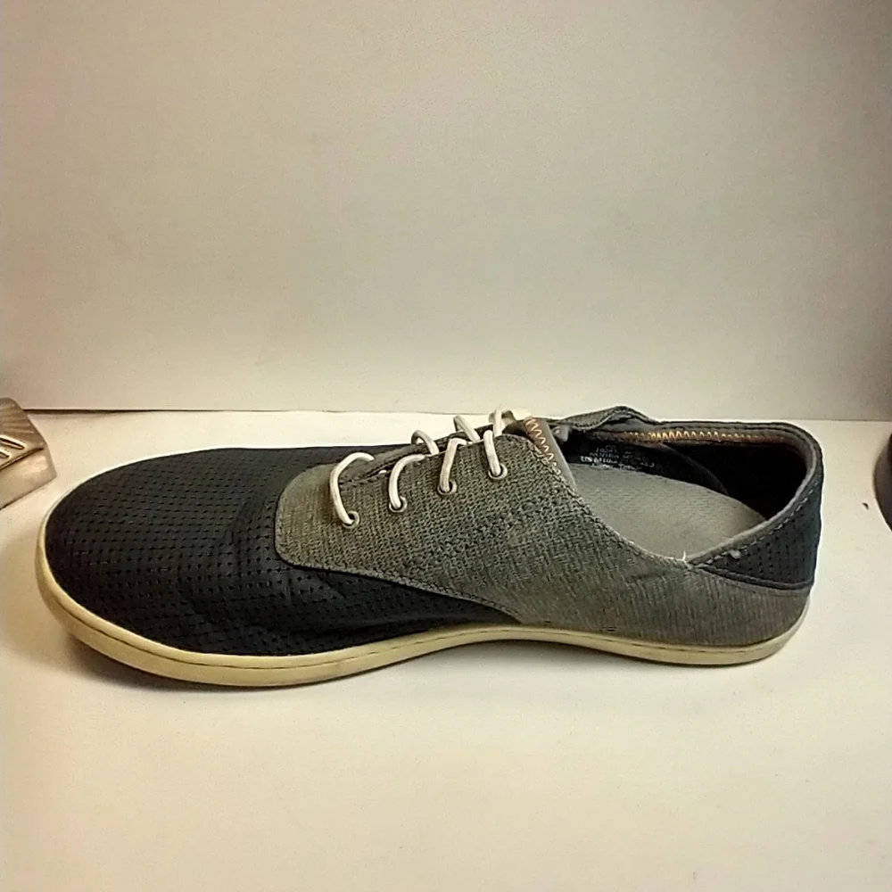 Olukai Nohea Moku No Tie Pull On Boat Shoes Sneakers Men's sz 10.5.